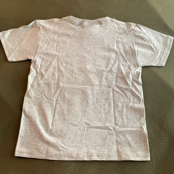 NWT Boys Volcom heather gray printed tee shirt. Size Medium (5). - Picture 5 of 6